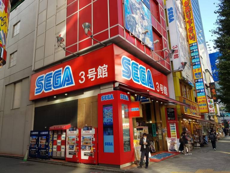 sega-number-3-entrance_gdl-770x578