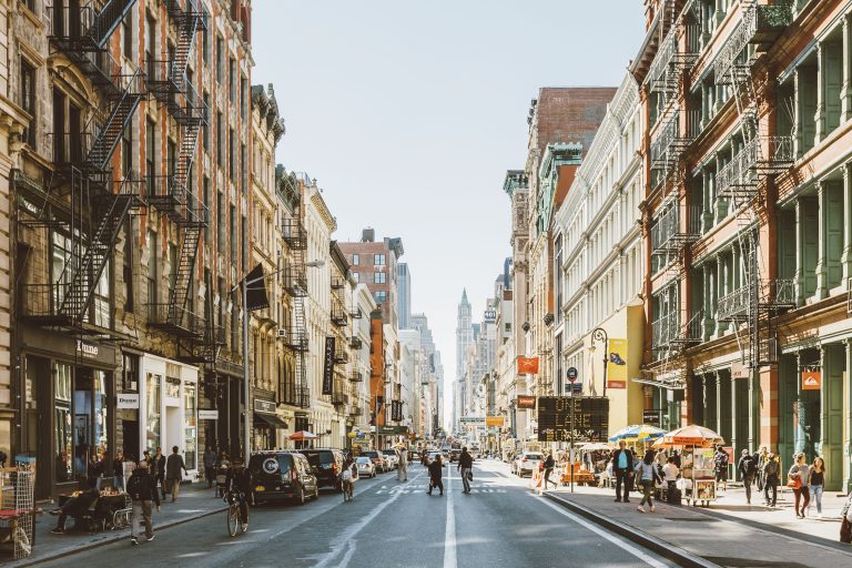 streets-of-soho-new-york-city-usa-520141660-58e0652e3df78c5162a61e83