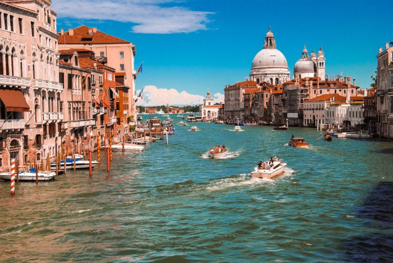 venice-and-italian-culture-2048x1371-1